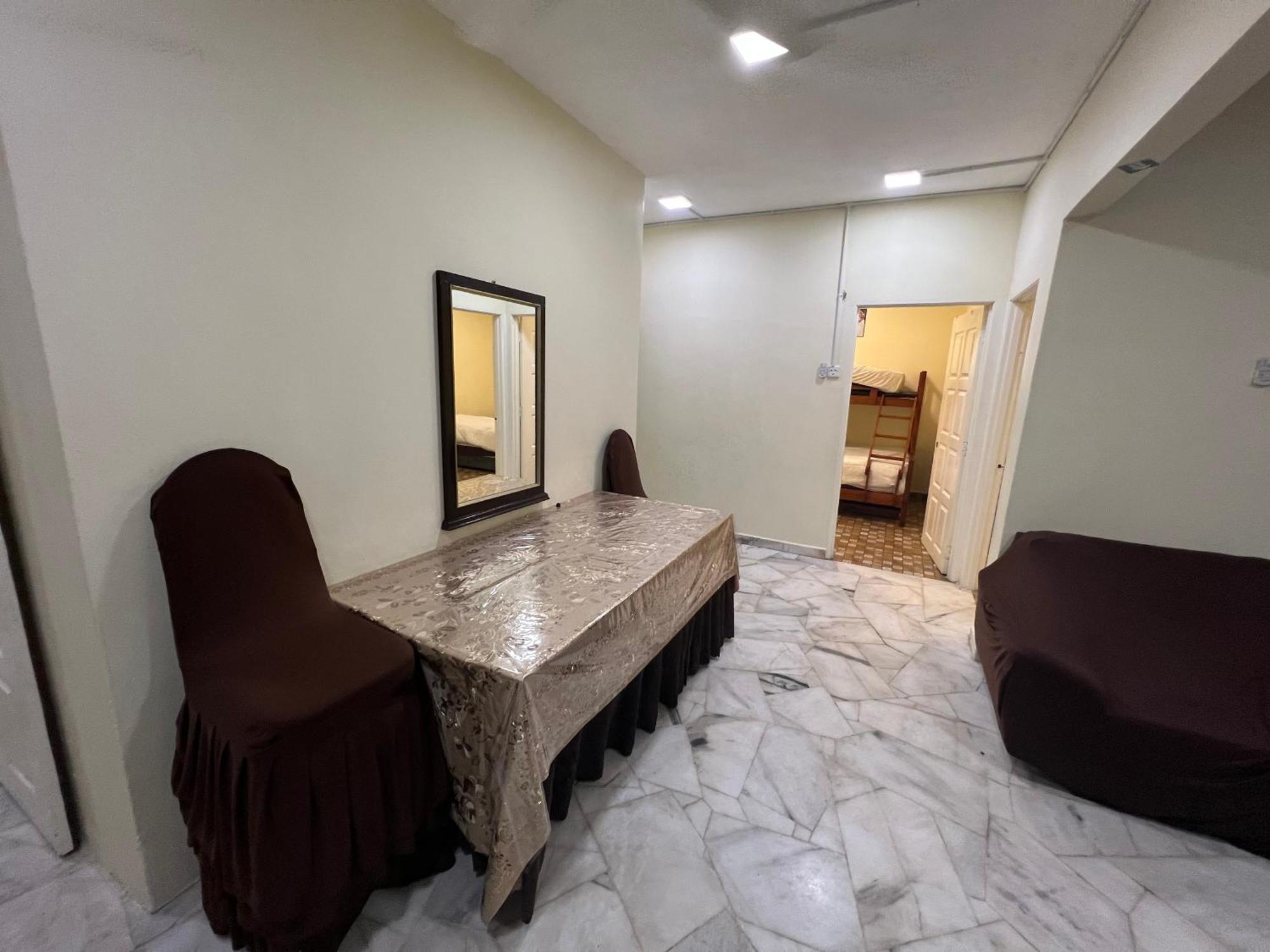 Shayah Homestay Петалинг Джая Екстериор снимка