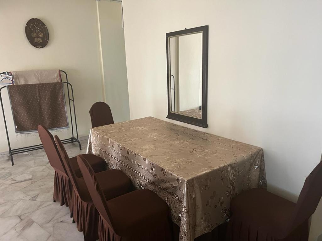 Shayah Homestay Петалинг Джая Екстериор снимка